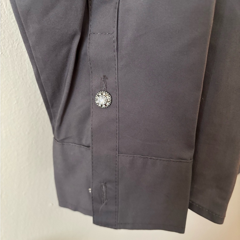 Gray Button-Up Shirt - Picture 5 of 6